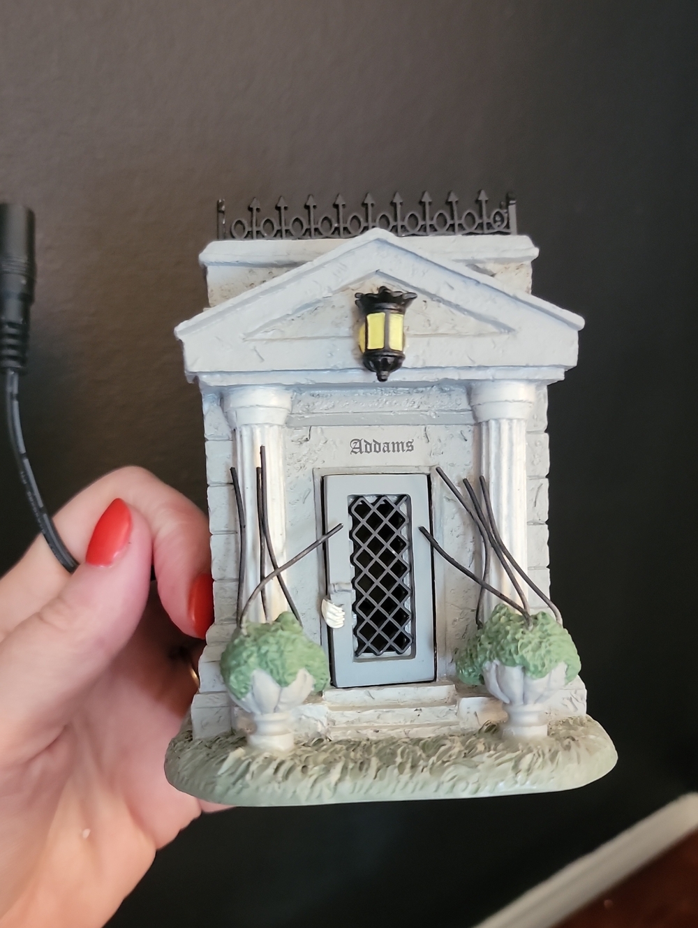 Department 56 The Addams Family Crypt (Item #6004270)